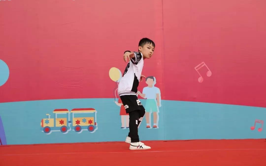 ���ʹ���(�й�)���޹�˾